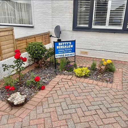 Betty'S Bungalow 兰希 外观 照片